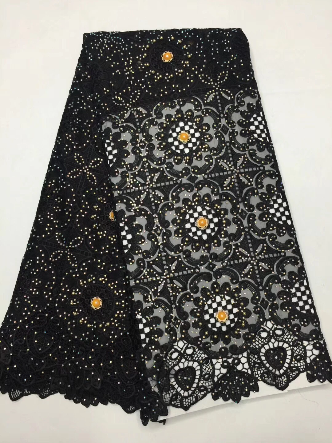 

African lace fabric Nigeria embroidery lace fabric bride 2018 high quality white French lace fabric female D23971