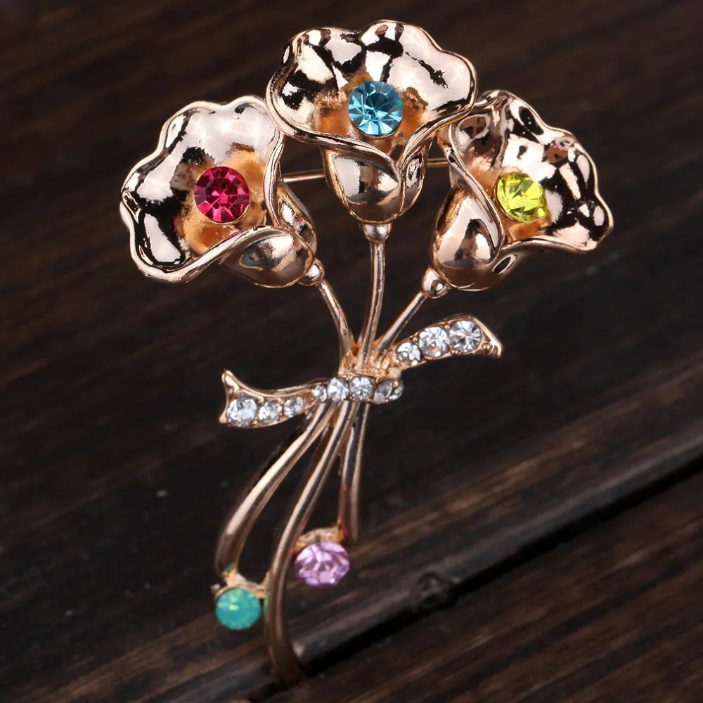 Vintage Look Gold Tone Crystal lily Flower Lapel Pin Brooch Jewelry Costume | Украшения и аксессуары