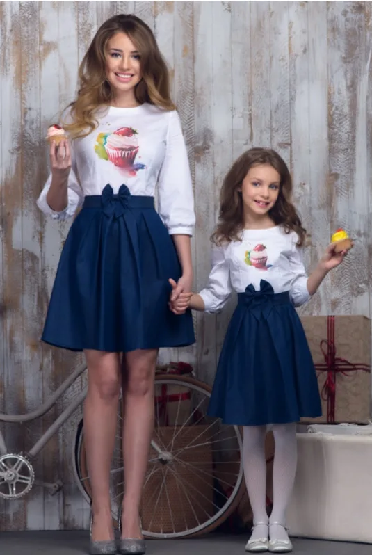 Платья для мамы и дочки рубашка + юбка рождественское платье одежда счастливой