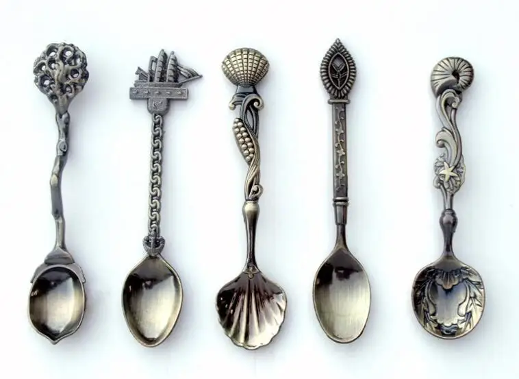 

10sets 5 Pcs/Set Kitchen Dining Bar Vintage Royal Style Bronze Carved Small Coffee Cutlery Mini Dessert Snacks