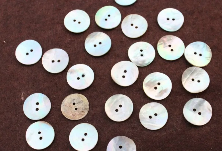 

500pcs big selected Mother Of Pearl Shell Button 20mm natural color 2 holes