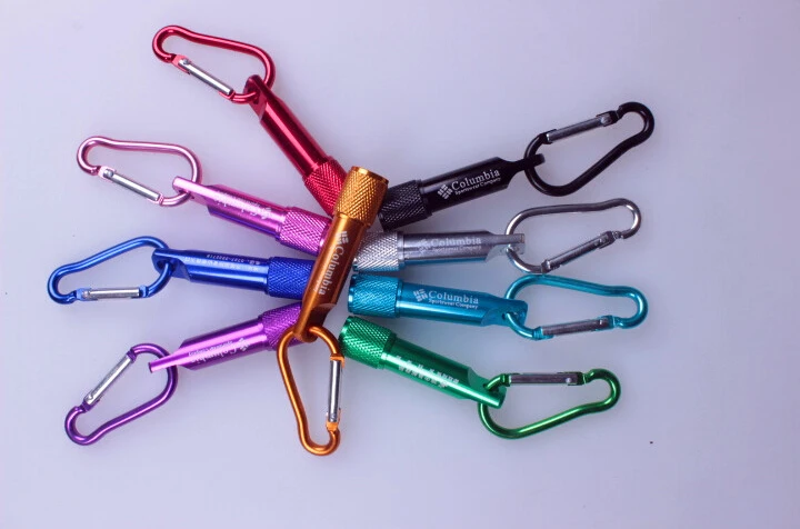 Бесплатная доставка Колумбия карабин мини фонарик яркий светодиодный 20g