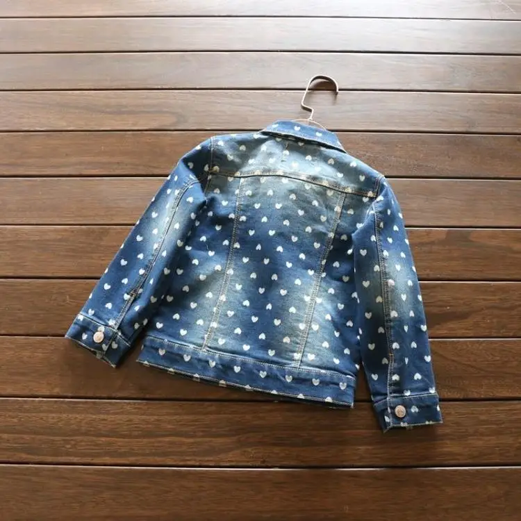 Джинсовая куртка для девочек с принтом в виде сердца | Детская одежда и обувь