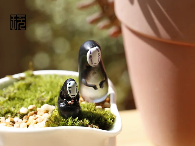 Фигурки миниатюры сказочных гномов анимированных персонажей &quotУнесенные