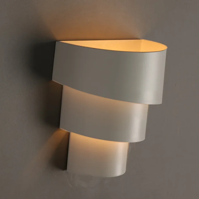 Современная светодиодная настенная лампа в скандинавском стиле