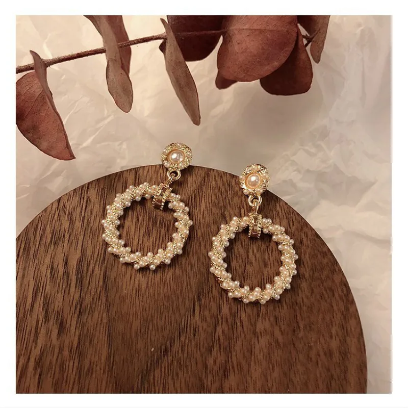 Смелые жемчужные преувеличенные серьги в виде больших кругов модные элегантные