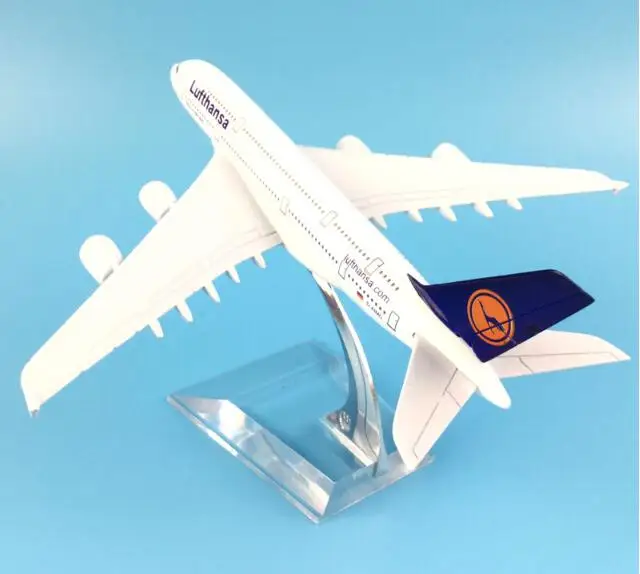 Модель пассажирского самолета A380 Lufthansa модель 16 см из сплава для детей игрушки