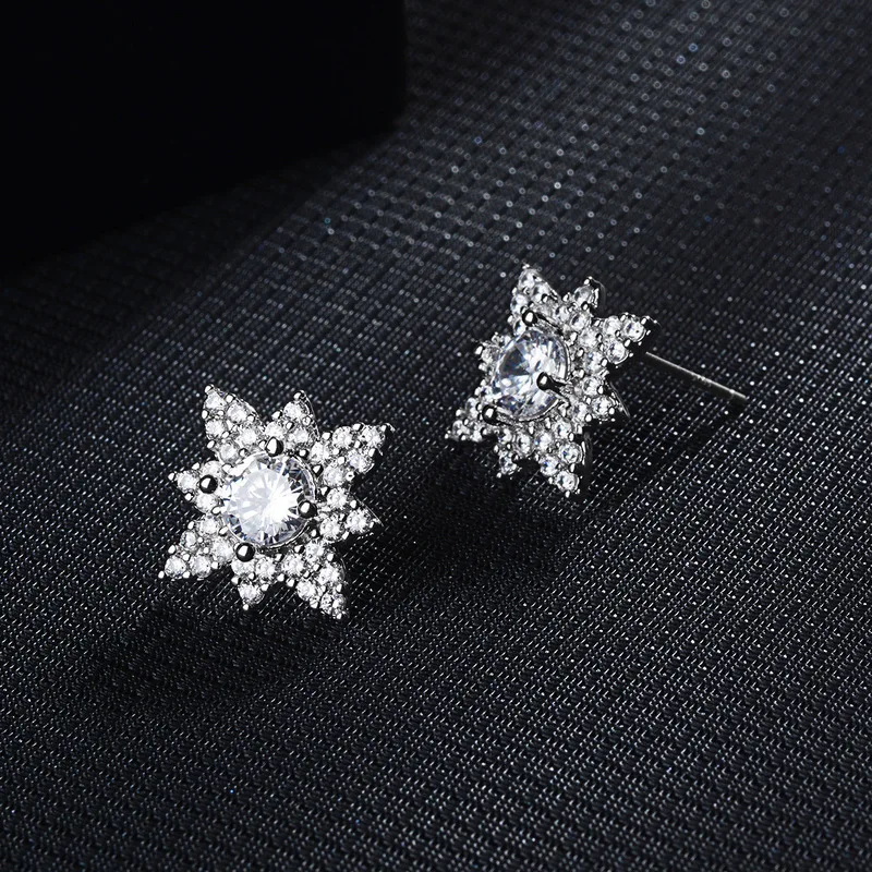 

Jewelry & Accessories,Fashion Jewelry,Stud Earrings.snow zircon earrings.
