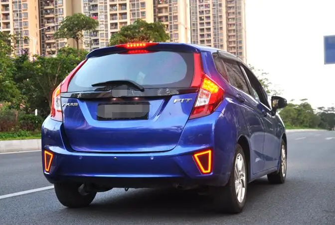 Для Honda Jazz Fit 2014 2015 2016 2017 мульти функциональный светодиодный задний бампер
