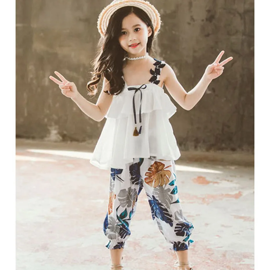 Комплект одежды для девочек жилет с кружевным вырезом + штаны цветочным принтом