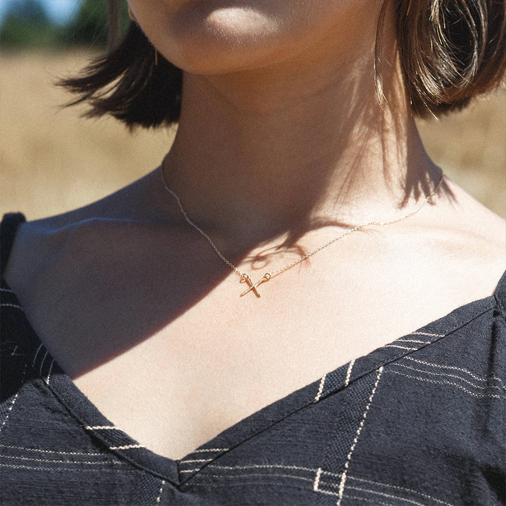 E-Manco панк ожерелье из нержавеющей стали для женщин стильное X-образное тонкое