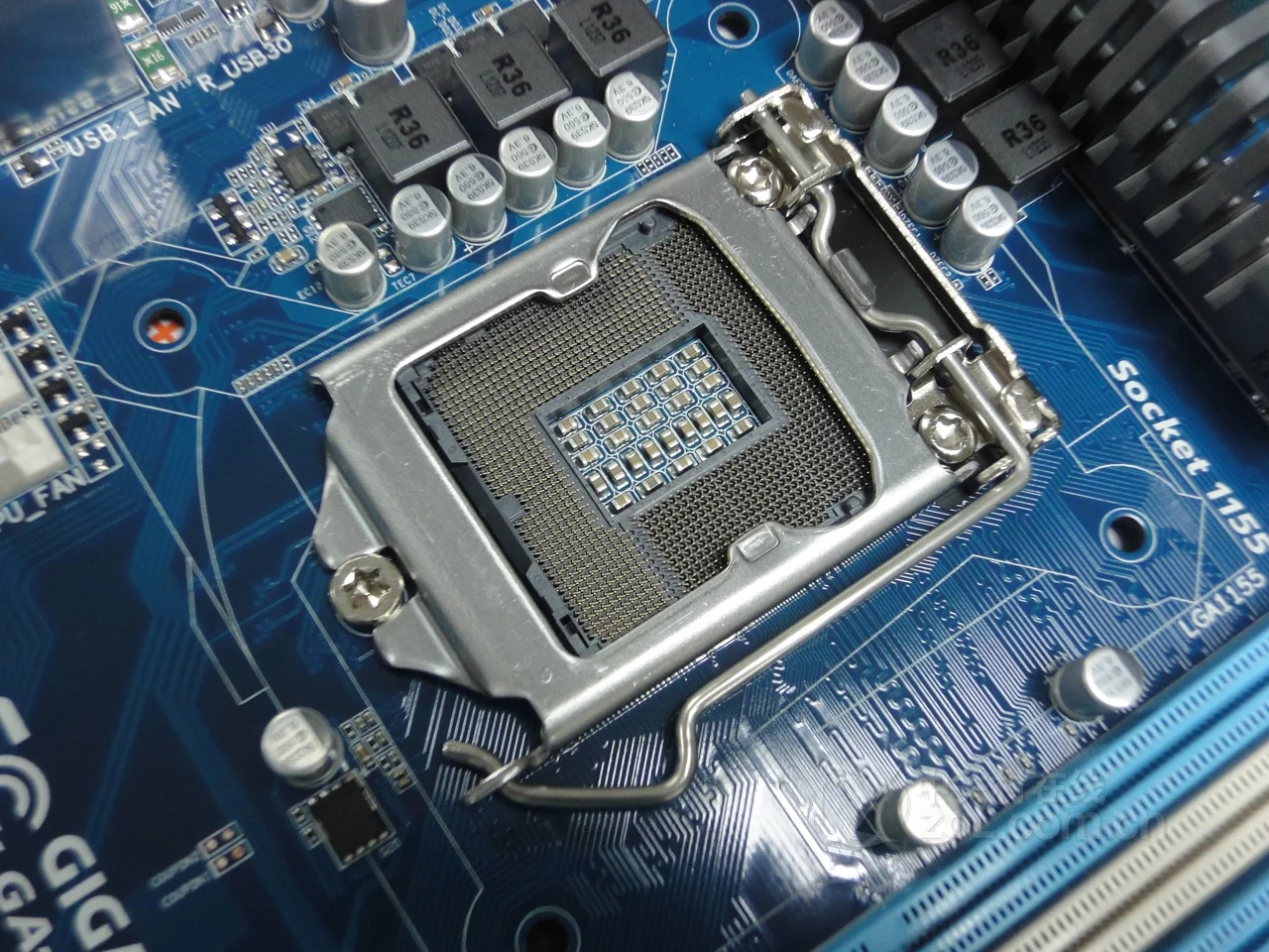 Материнская плата Gigabyte 100% оригинальная материнская LGA 1155 DDR3 USB3.0 32G Z77/Z77/HD3