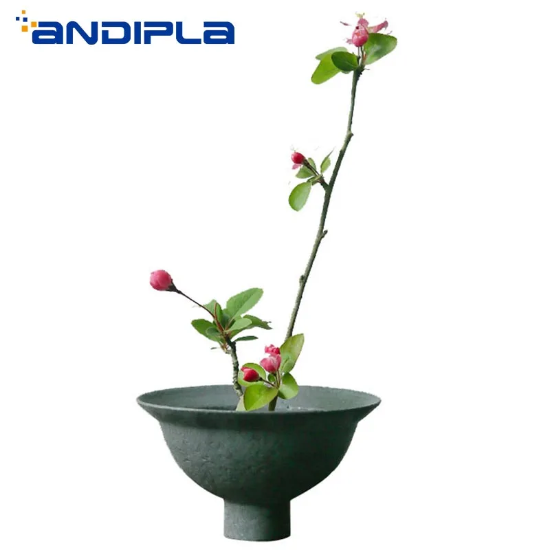 Японская керамическая ваза Ikebana с цветочной композицией грубая керамика