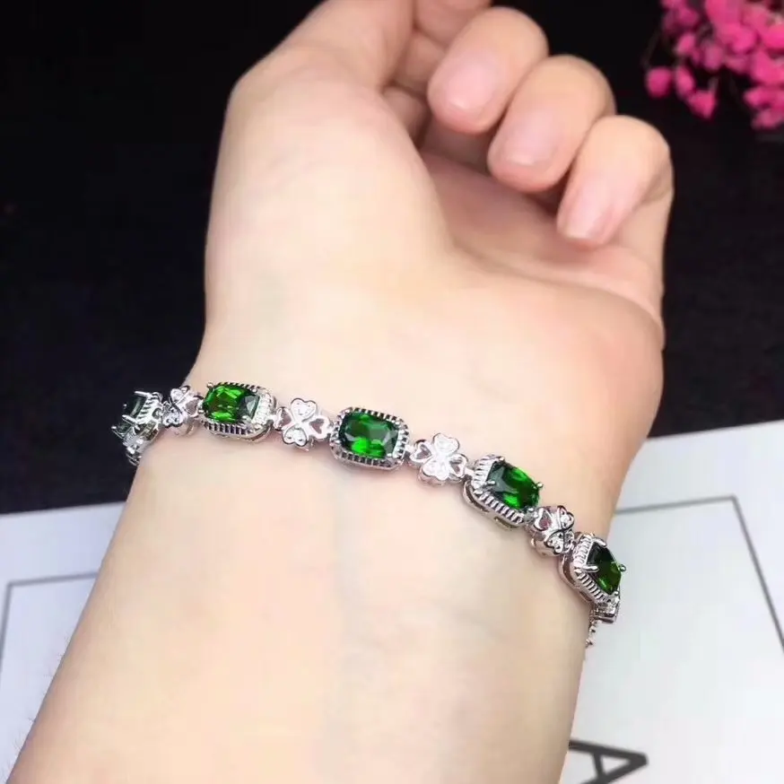 

Браслет из серебра 925 пробы, инкрустированный изумрудом