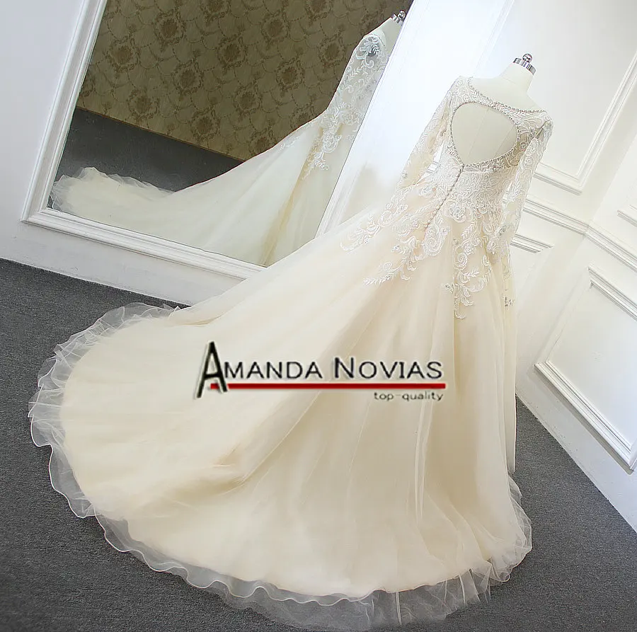 Vestidos de noiva цвет шампанского ТРАПЕЦИЕВИДНОЕ свадебное платье с отверстием на спине