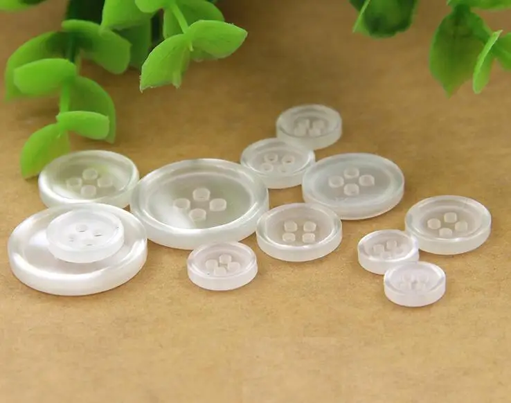 2017 Sale New Scrapbooking General White Pearlescent Four Eyes Thin Shirt Cardigan Sweater Buckle Tool Resin Buttons 200pcs | Дом и сад