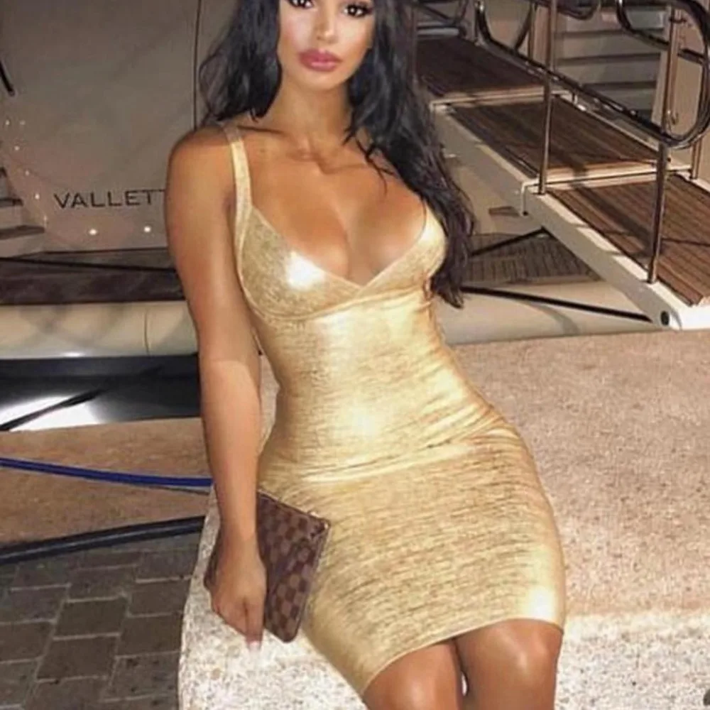 

KLEEZY 2021 Fashion Femme Gold Spaghetti Strap Bandage Dress Celebrity Party Dress V-neck Sheath Mini Sexy Vestidos HL8072