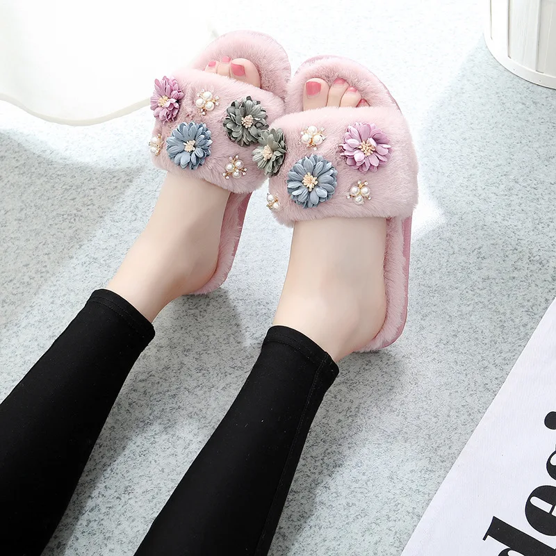 Сандалии женские с 3D цветами плюшевые шлепанцы на плоской подошве меховые