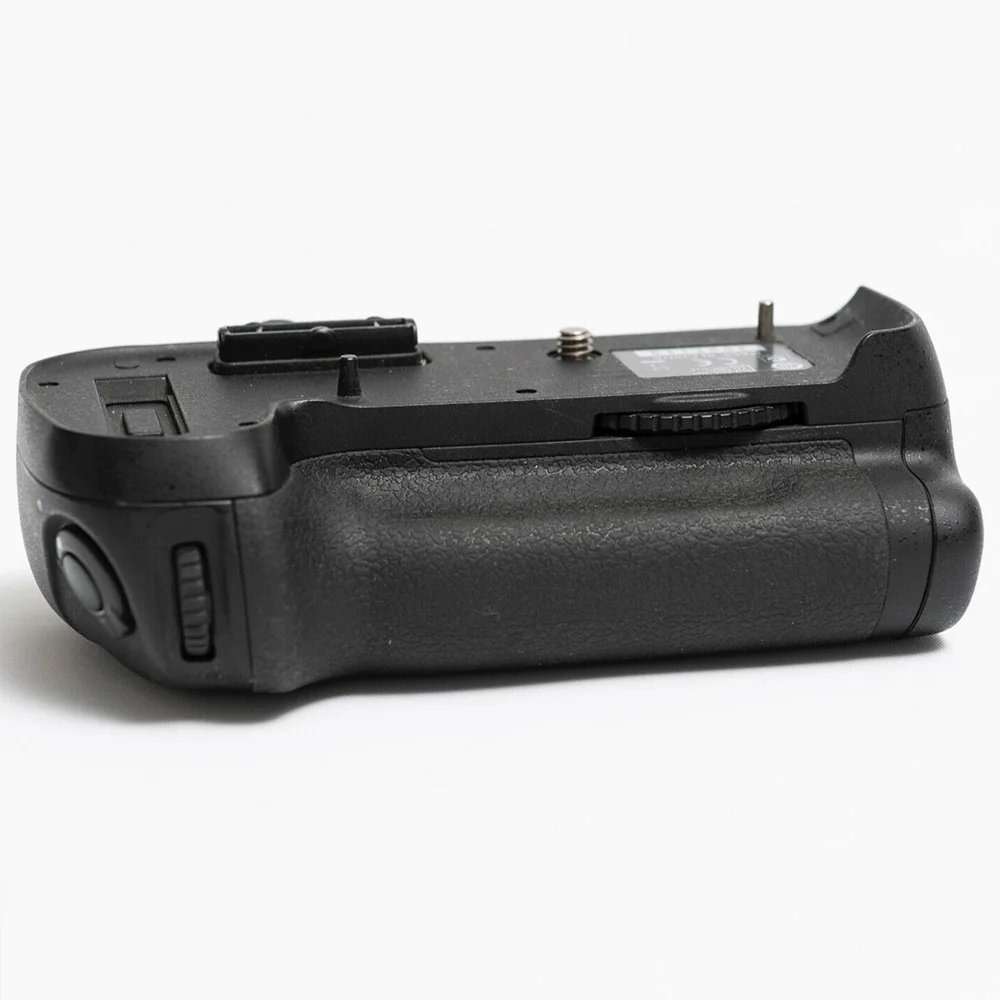 Батарейная ручка MB-D12 MBD12 MB D12 для NIKON D800 D800E D810 D810A DSLR EN-EL15 EN-EL15A 8* AA(не включены) LR6 батареи