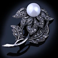 cute flower black rhinestones brooches pins simulated pearl brooch for women vintage scarf clip jewelry accessories