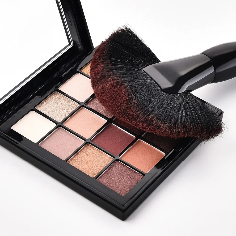 High-end 1PC professional fan-shaped powder concealer mixed mark prominent makeup brush nail | Красота и здоровье