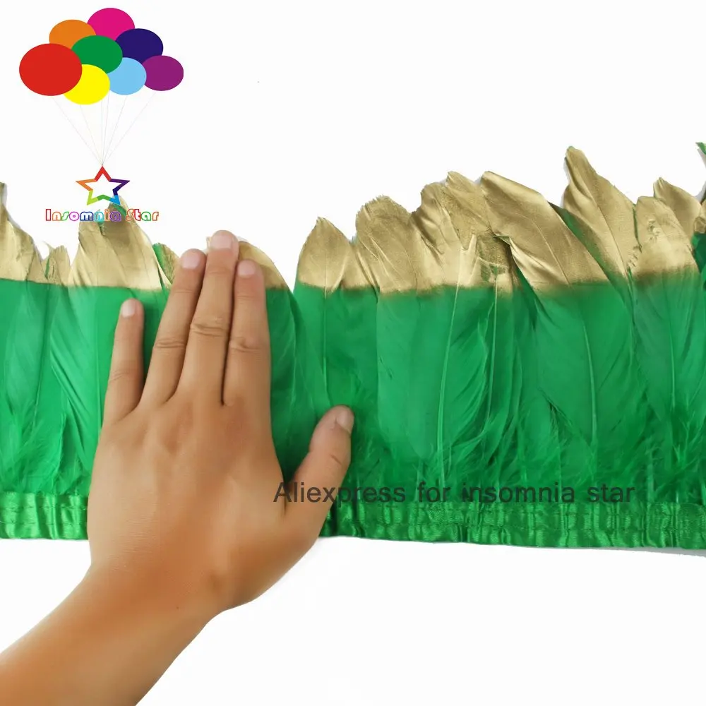 Окрашенное травяно зеленое платье 2 метра гусиное перо бахрома краска золотые