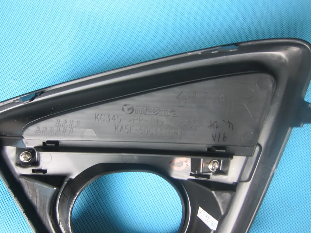 Высокого качества спереди и правая сторона бампера Решетка туман крышка лампы