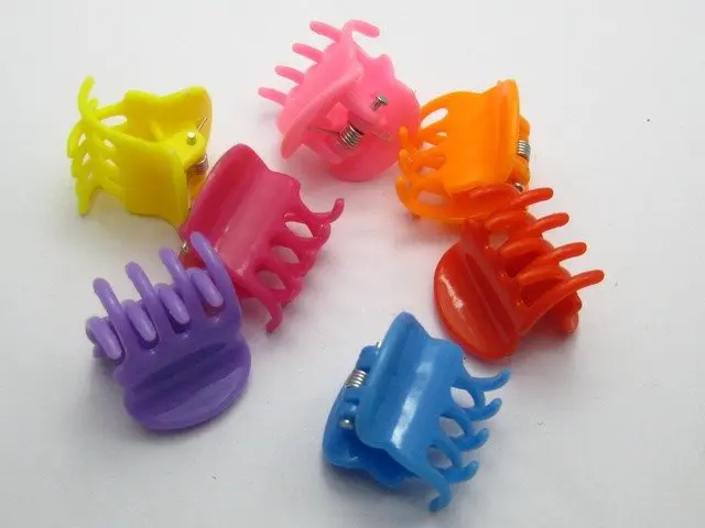 

25 Mixed Colour Plastic Hair Claw Clip Clamp DIY 20X20mm