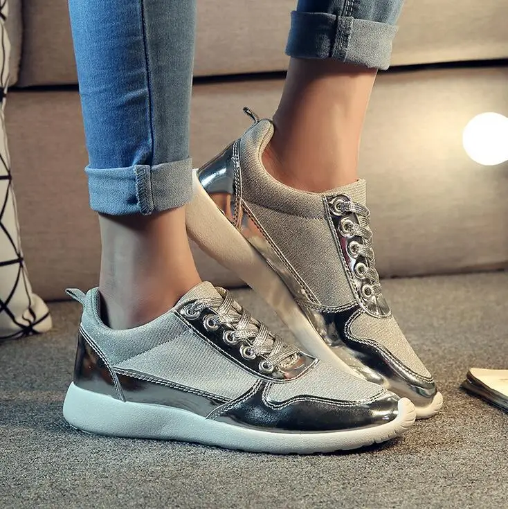 Женская обувь новинка 2017 модная брендовая для женщин повседневная на плоской