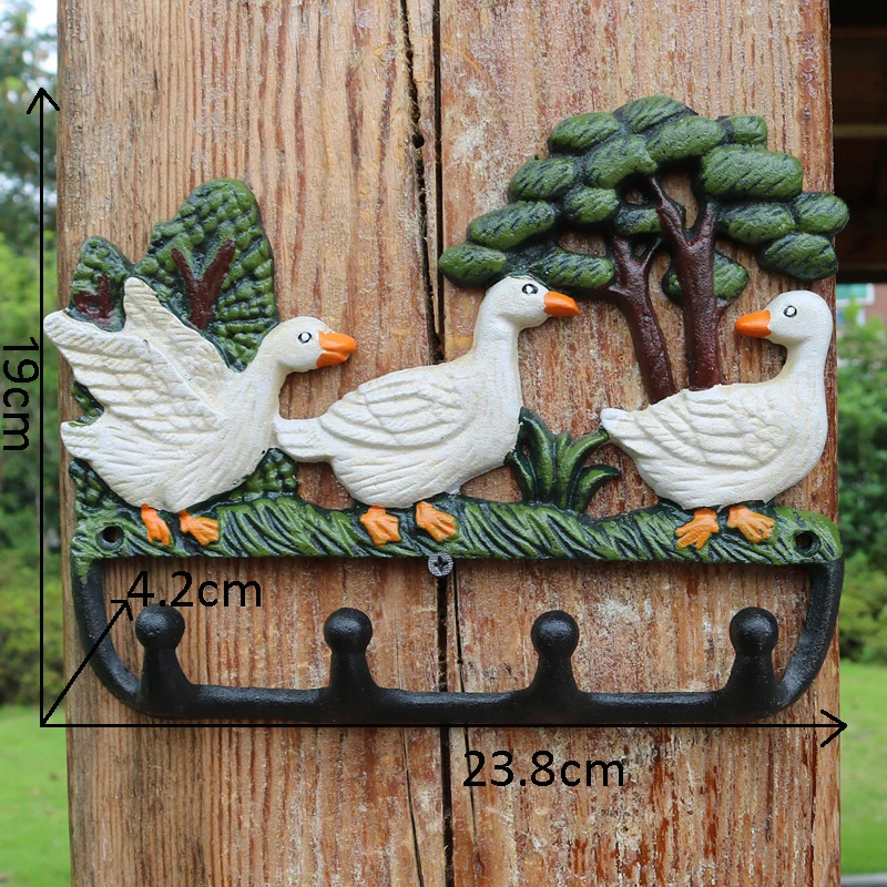 

European Vintage Hand Painted 3 White Ducks on Green Lawn Design Cast Iron Home Garden Decor Wall Hook with Four Hangers
