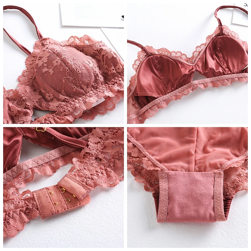 Комплект женского кружевного нижнего белья с бюстгальтером на