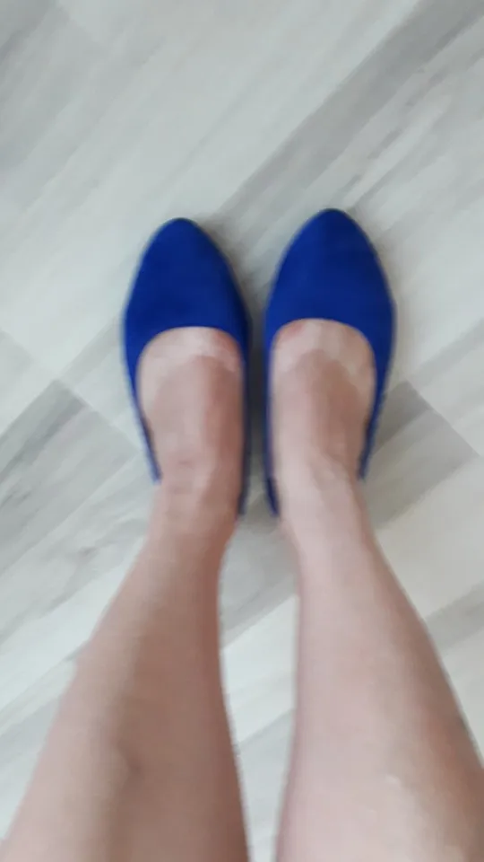 Muqing/женские балетки из флока с острым носком; сезон весна-осень; модная обувь; лоферы из искусственной кожи; повседневная женская обувь без застежки
