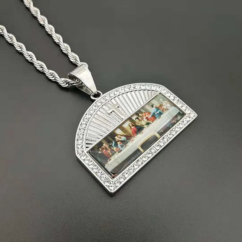 Ожерелье с квадратным кулоном Стразы паве Bling Gold ювелирное изделие в стиле