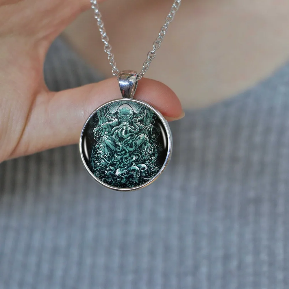 1 шт./лот винтажное длинное серебряное ожерелье с кулоном и кабошоном Kraken Cthulhu