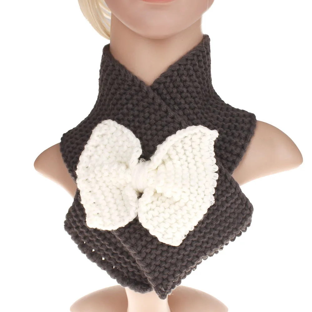 Детский вязаный комбинезон для девочек зимний с круглым вырезом и бантом