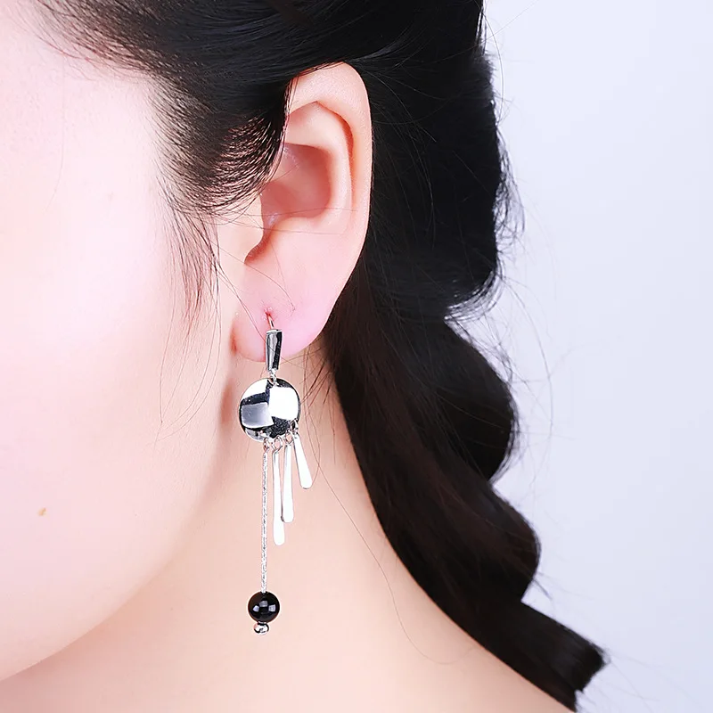 

Factory Direct Sale S925 Tremella Female Fashion Circle Pendant Tassels Eardrop A Undertakes To