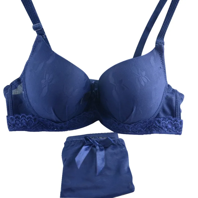Комплект женского нижнего белья из трусиков и бюстгальтера пуш ап|Комплекты