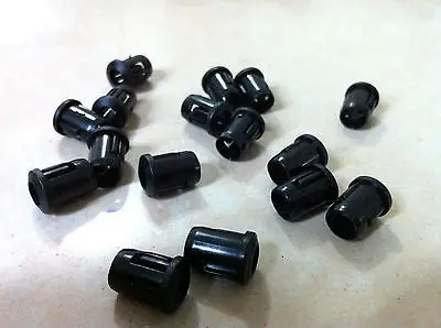 

500pcs 5mm Black Plastic LED Holders Case Cup Mounting