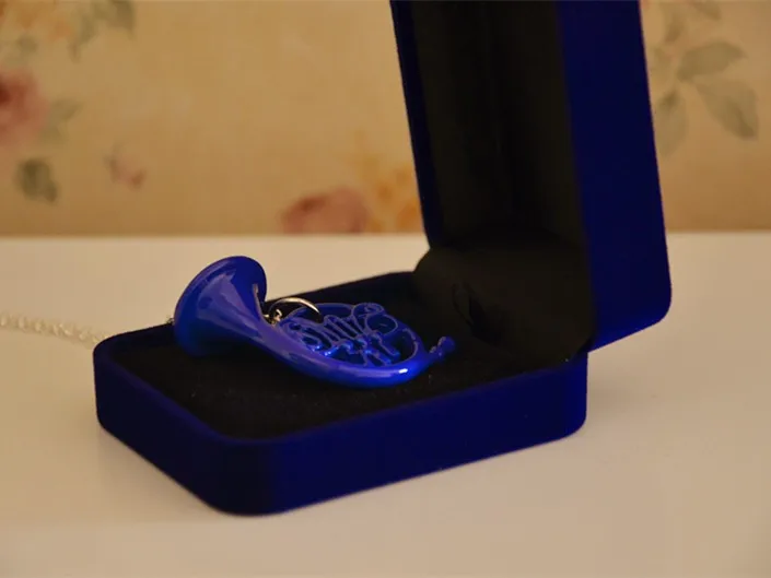 Популярный американский ТВ-показ как я встретил вашу маму синий рог HIMYM