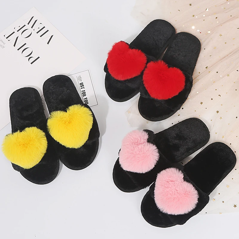 Зимние женские домашние тапочки с мехом сердца теплая Домашняя обувь