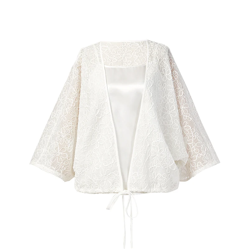 Женский шифоновый кардиган ARTKA Солнцезащитный с вышивкой и рукавами летучая мышь