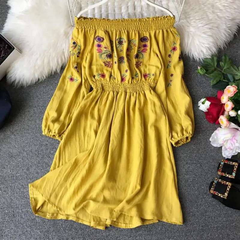 Женское платье большого размера с открытыми плечами вышивкой и рукавами