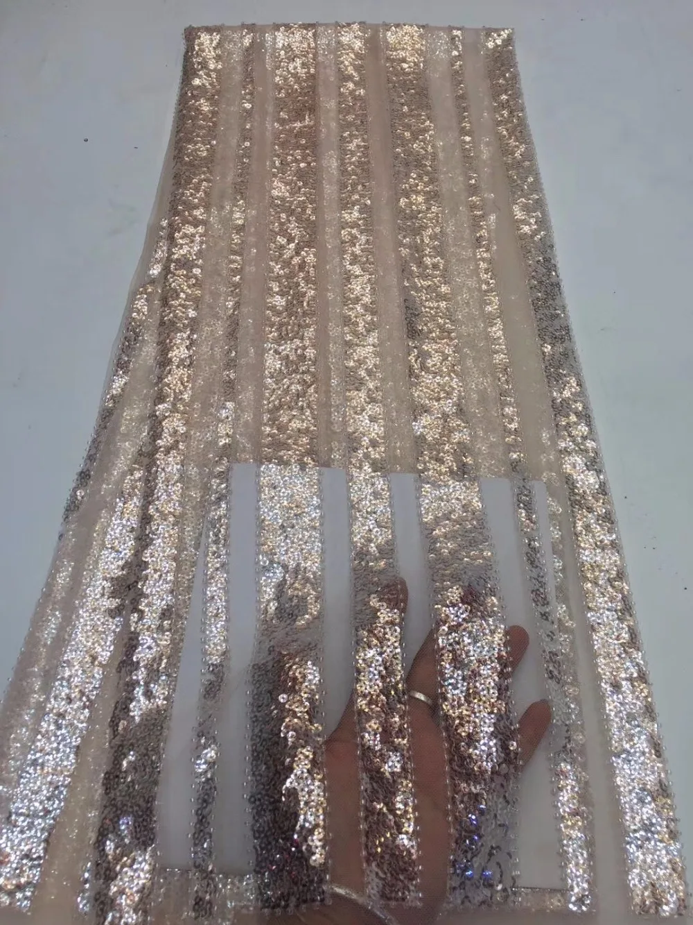 Кружевное платье в полоску ZX1 с вышивкой блестящее французское высокого качества