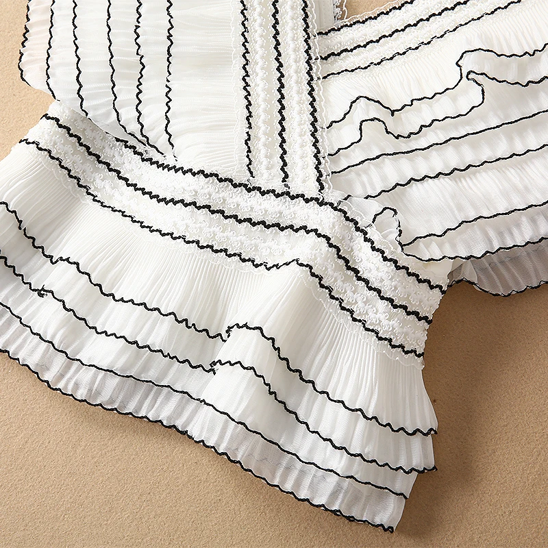 Женский комплект из 2 предметов топ с треугольным вырезом + белая юбка лето