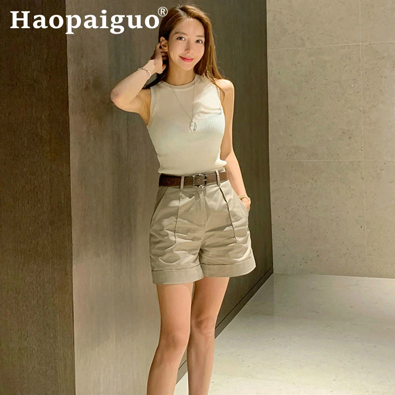 

Casual Two Piece Set Sleeveless Whited Knitted Blouse and Rolled Shorts Solid Summer Clothes for Women 2 Piece Set Plus Size