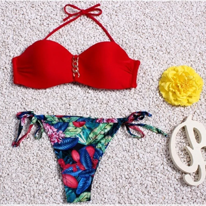 Бикини Новый сексуальный женский красный бикини купальник украшенный цепочками