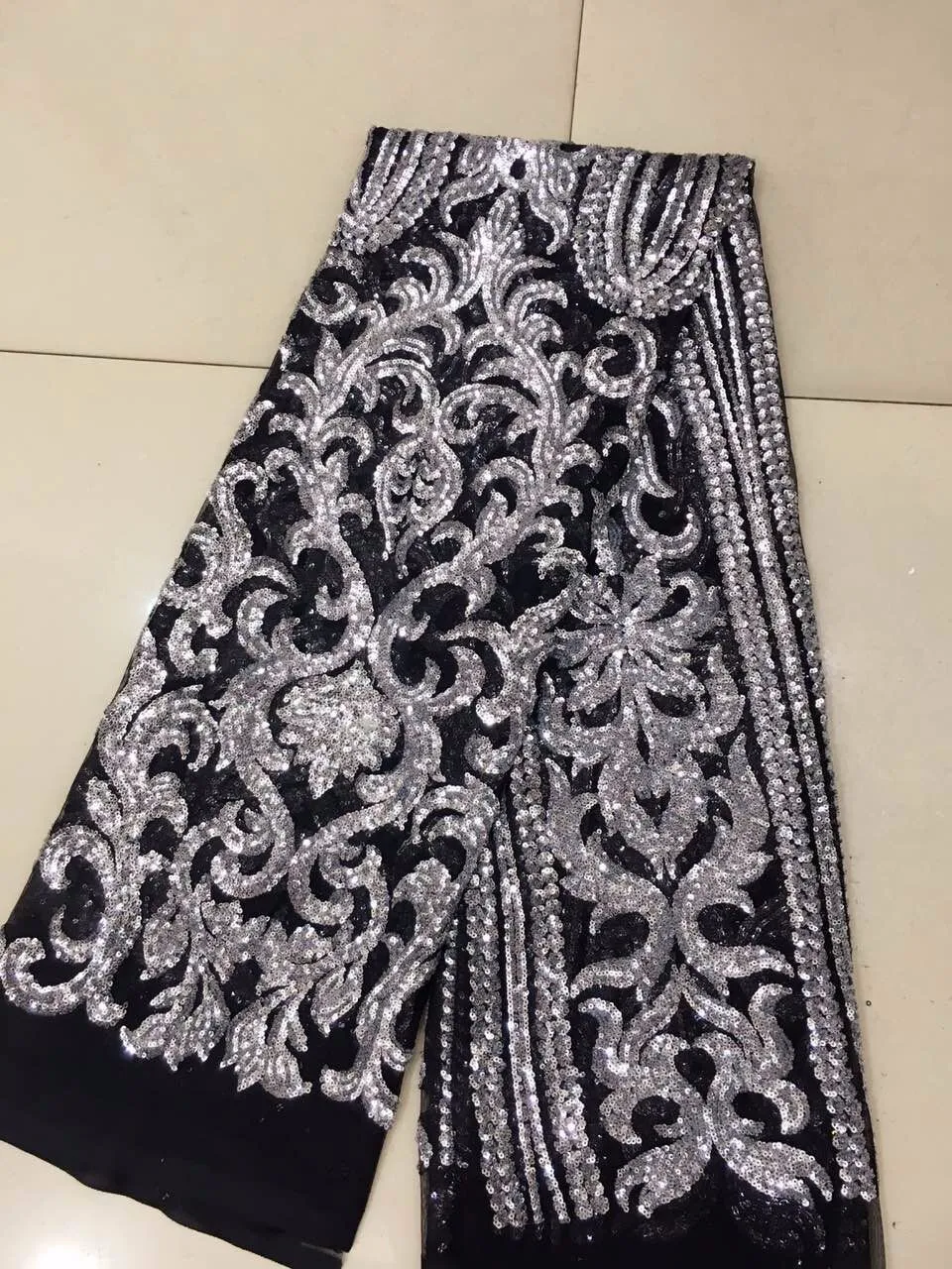 Новое поступление Золотая расшитая блестками швейцарская шифоновая ткань