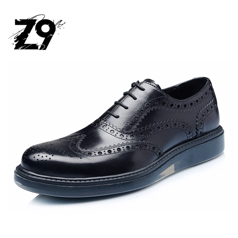Модные модельные мужские туфли оксфорды на плоской подошве с перфорацией типа