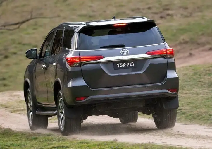 ABS Хром передний бампер решетка капота Крышка двигателя планки для Toyota Fortuner по EMS