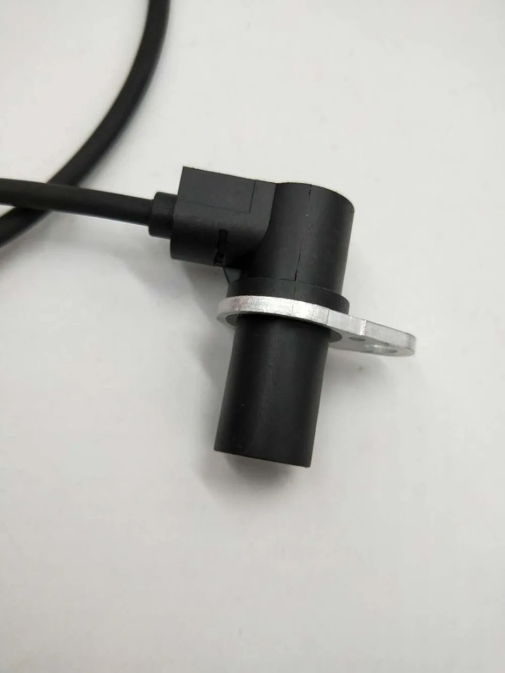 SMD Датчик положения коленчатого вала для BMW E36 E38 E39 320i 323i 328i 520i 523i 528i 728 Z3 12141703277